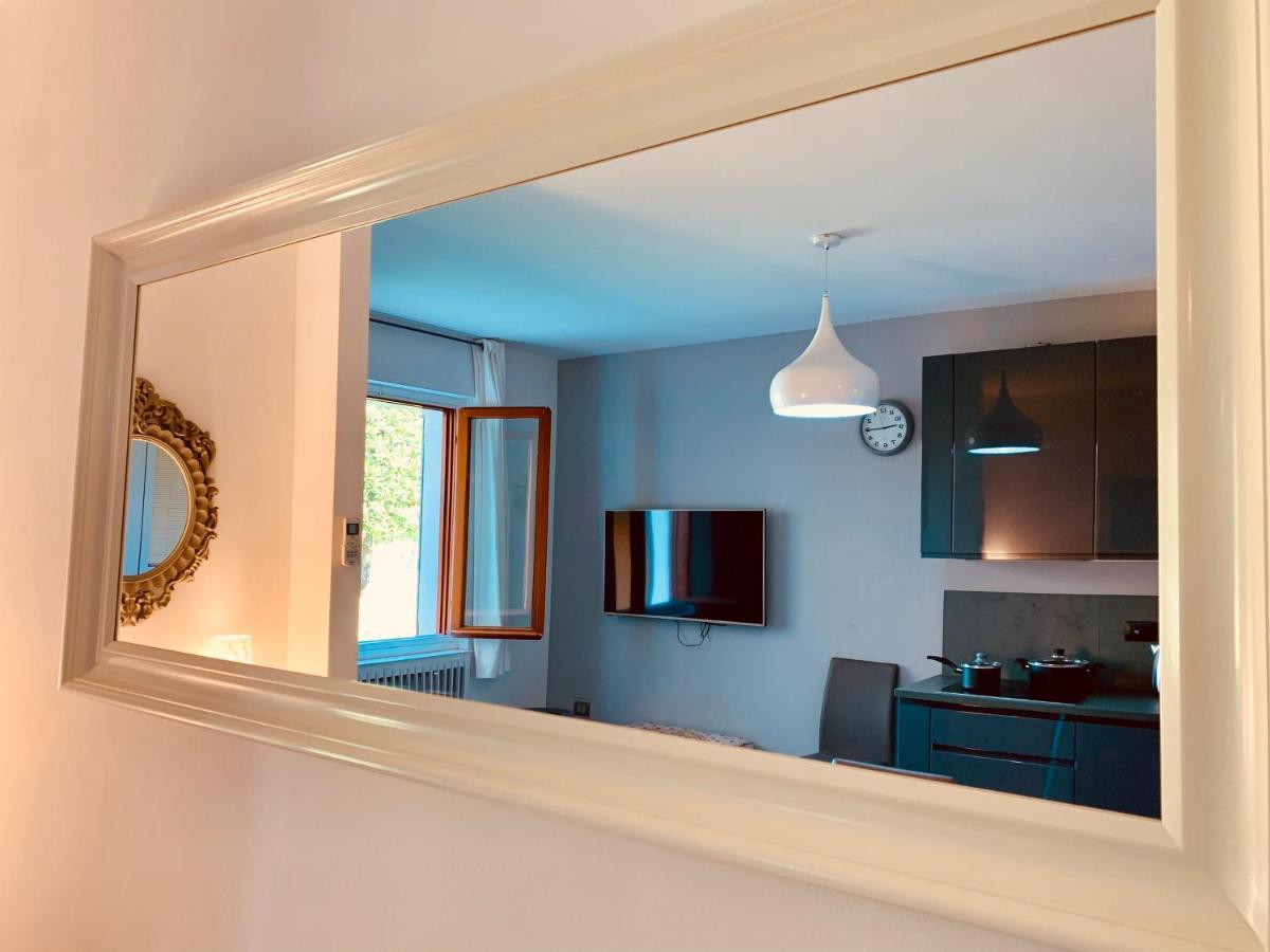 Marilyn Arpa Apartment Sirmione Exterior photo